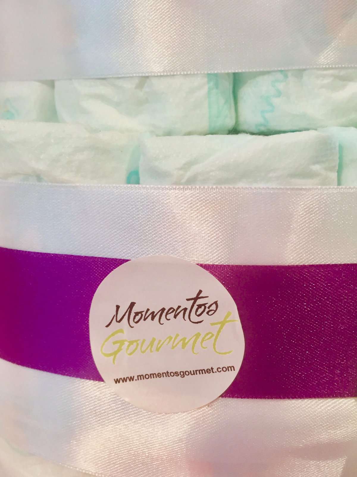 Momentosgourmet-logo-morado